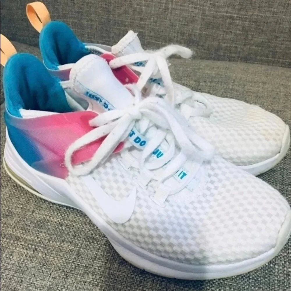 Nikes - Picture 2 of 2